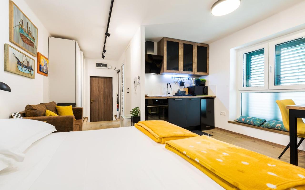 Zuzu Apartment Split Exterior photo
